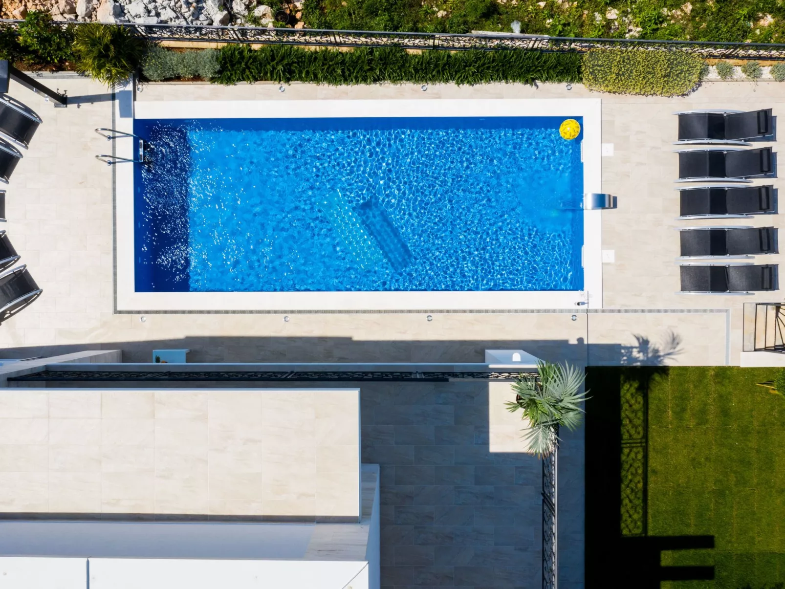 Villa Zara - Image-tags.info