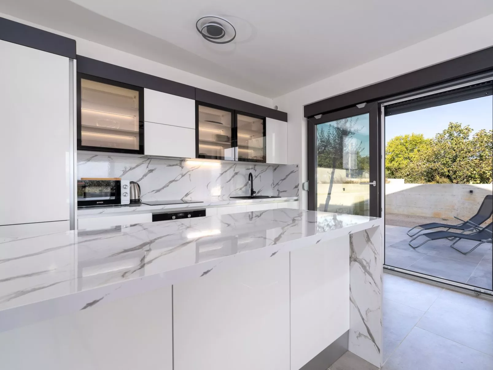 Villa "Rosemary" mit Pool und Panoramablick auf das Meer - Image-tags.info