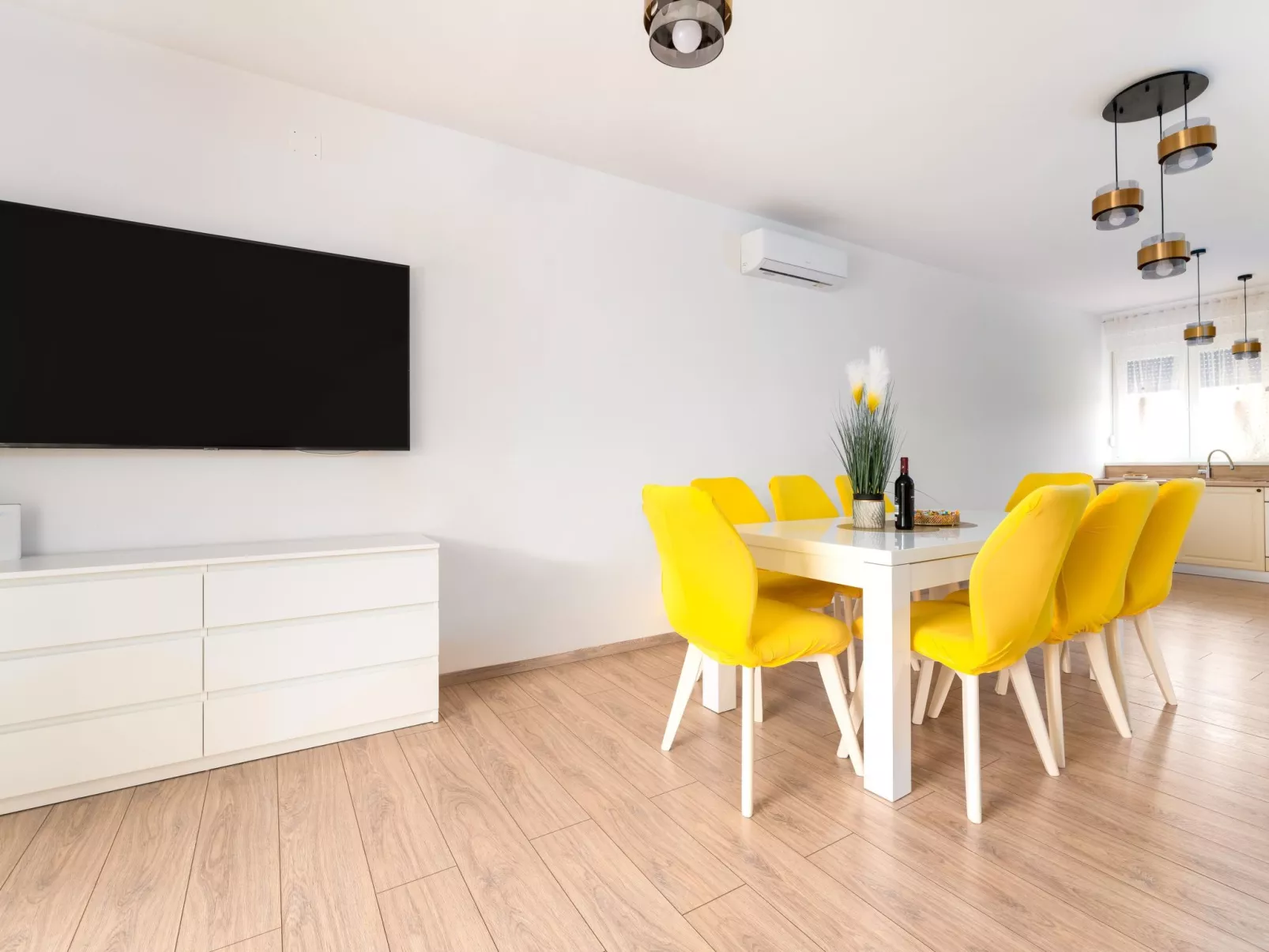 Schöne neue Villa mit Pool in Strandnähe - Image-tags.info