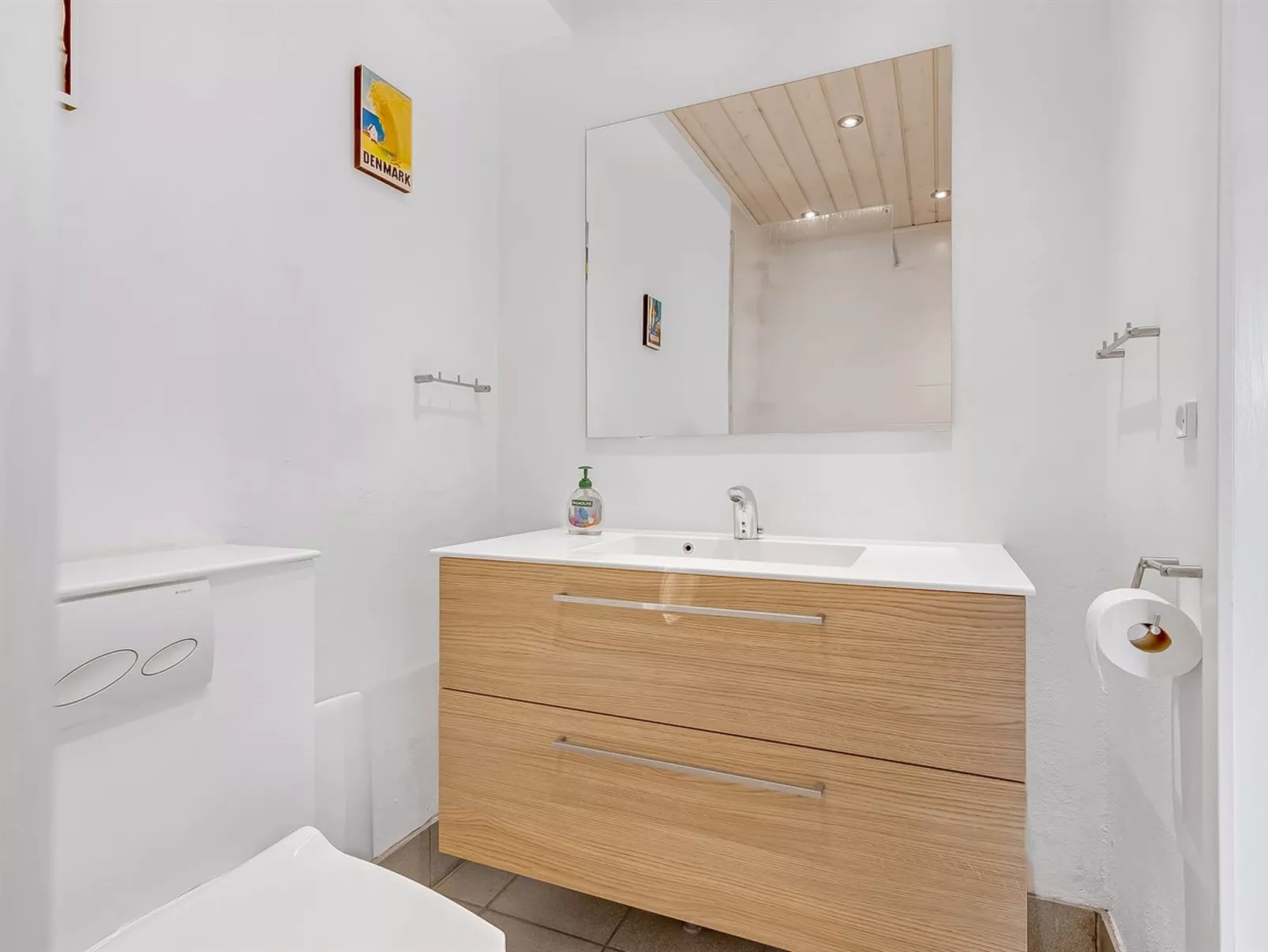 "Ellanora" - 50m from the sea - Drinnen