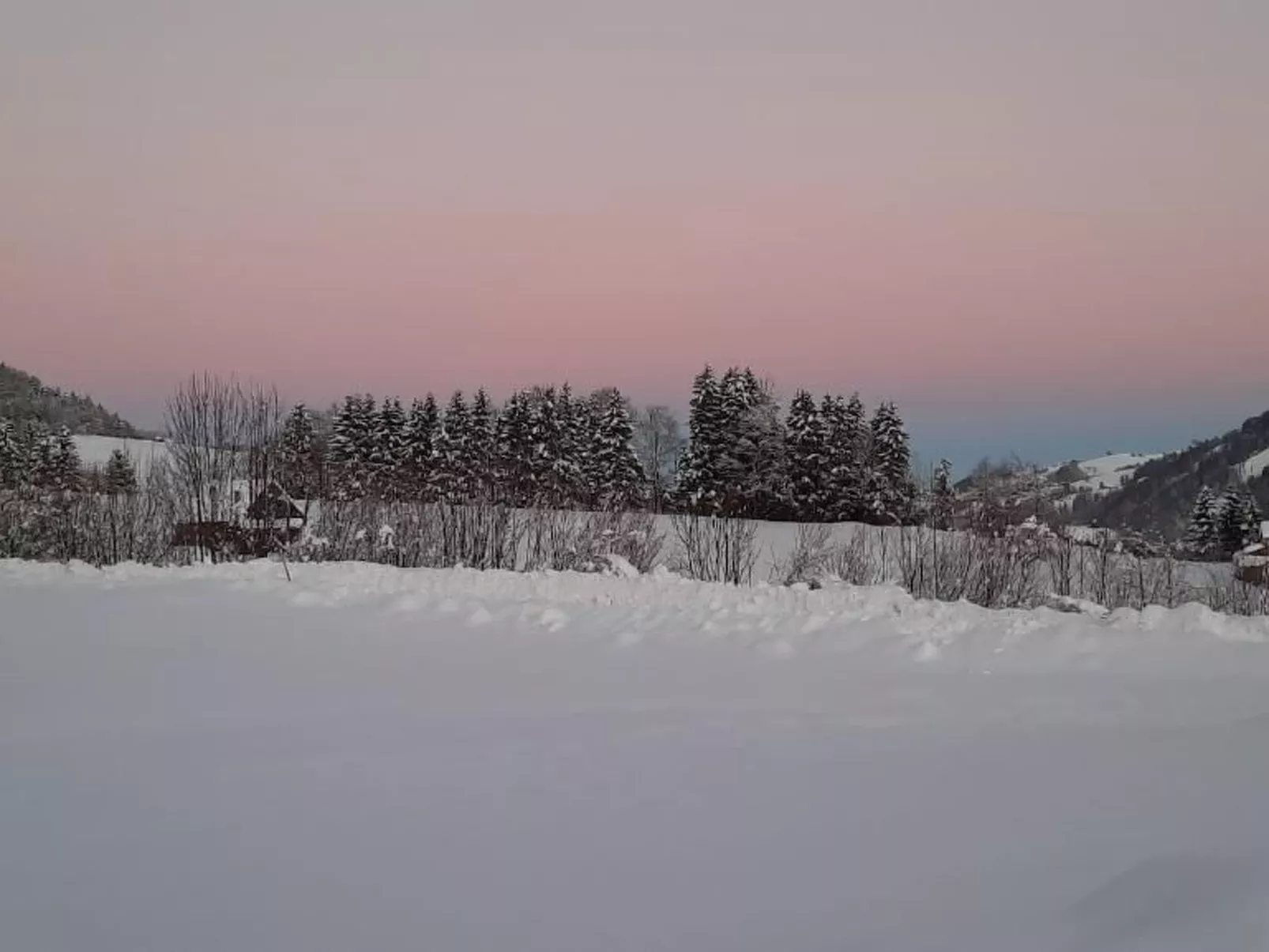 Gemütliche und geräumige Ferienwohnung - Dehors