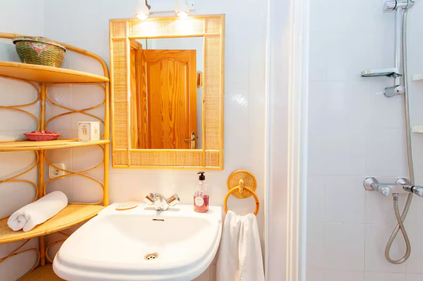 Casa Estrella - Bathroom