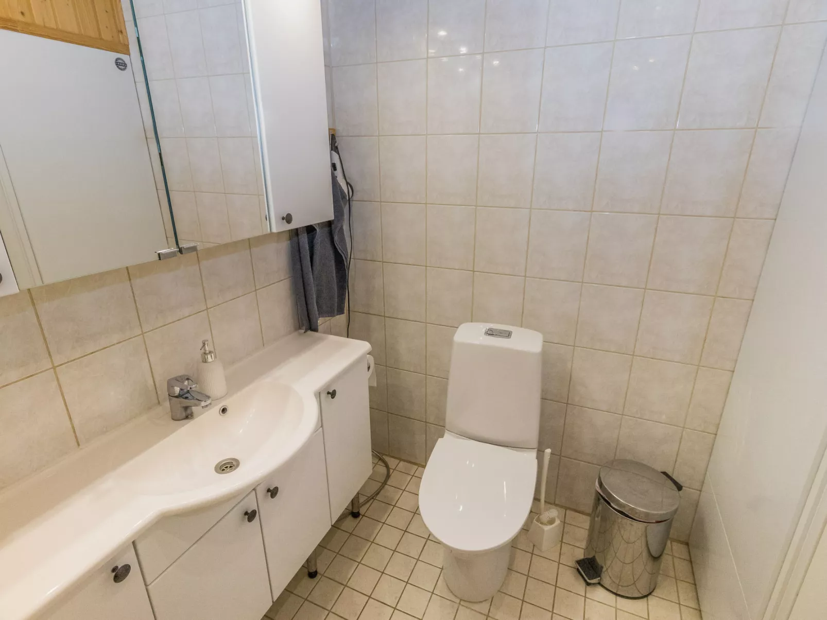 Villa huvikalliola - Drinnen