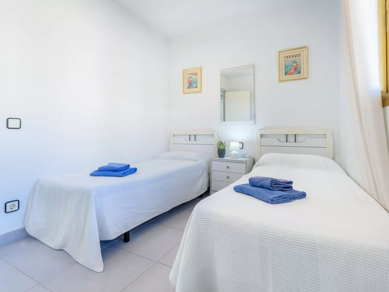 Cambrils Park C - Inside