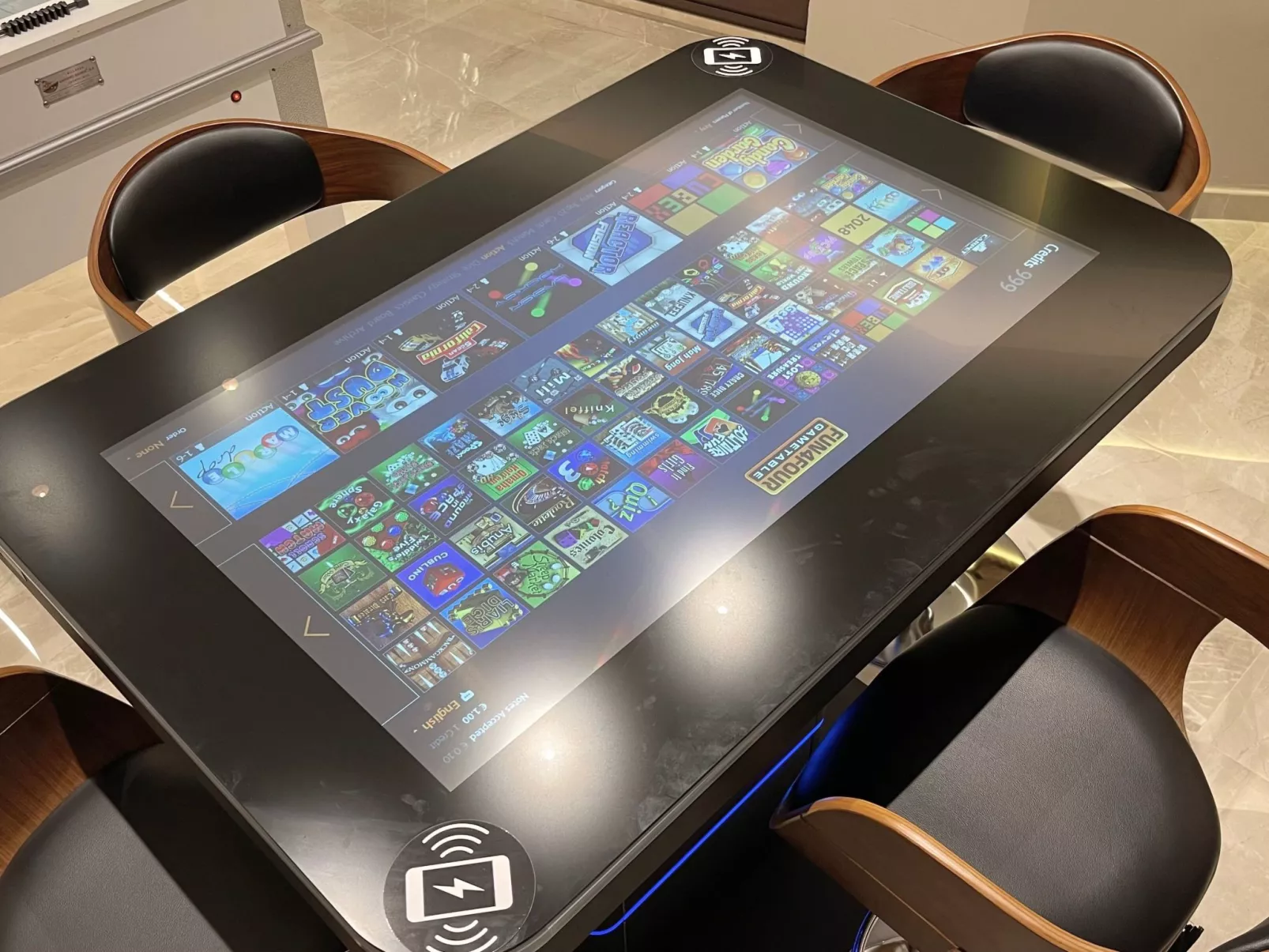 In der Nähe des Strandes, beheiztes Schwimmbad, Spielraum, Spielzimmer, etc - Drinnen