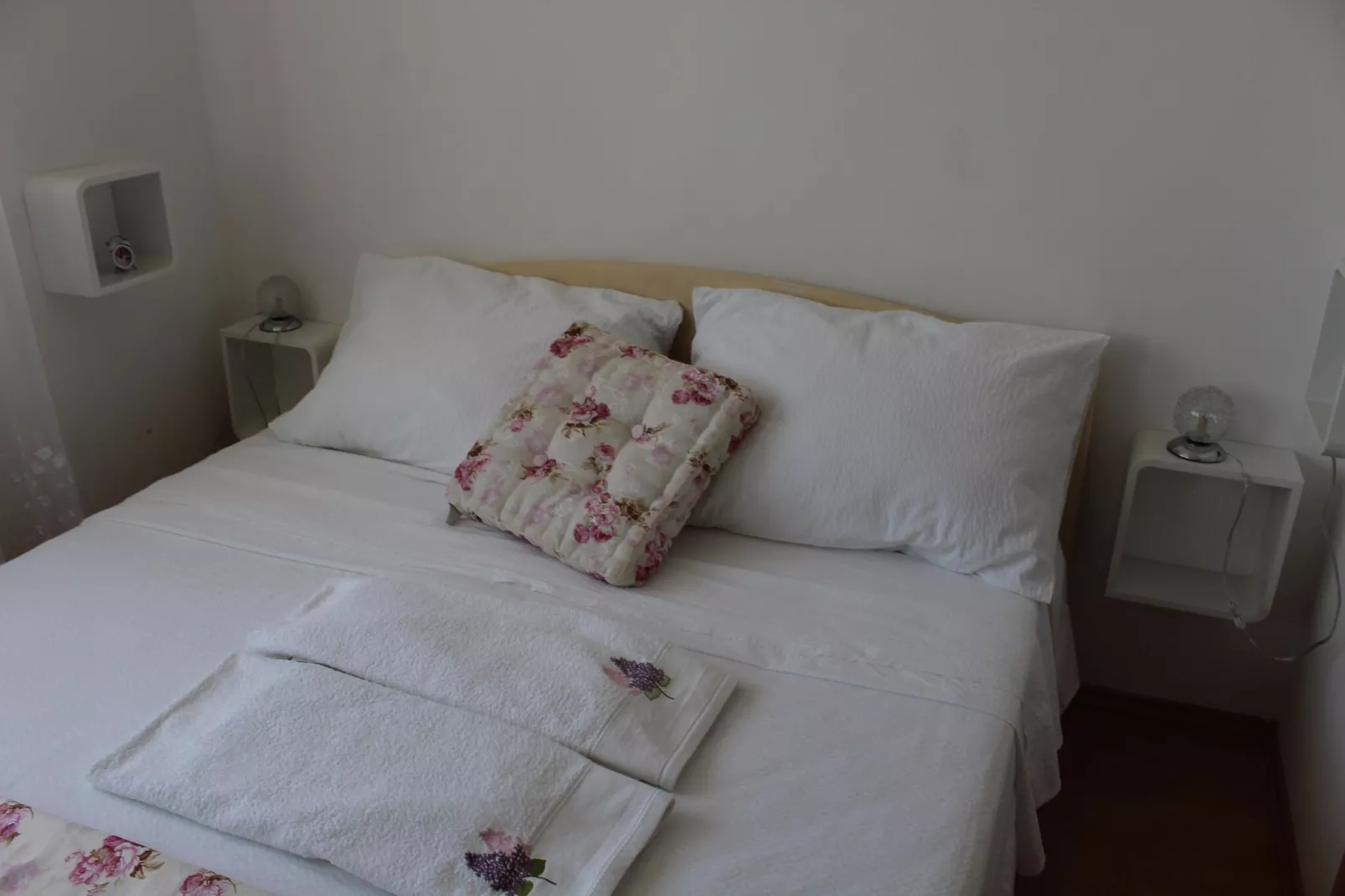 Cozy apartment in Zadar - Kozino with seaview-Bedroom