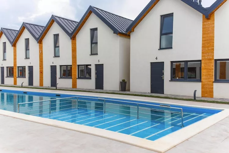 Domki wakacyjne Rewal - Piscine