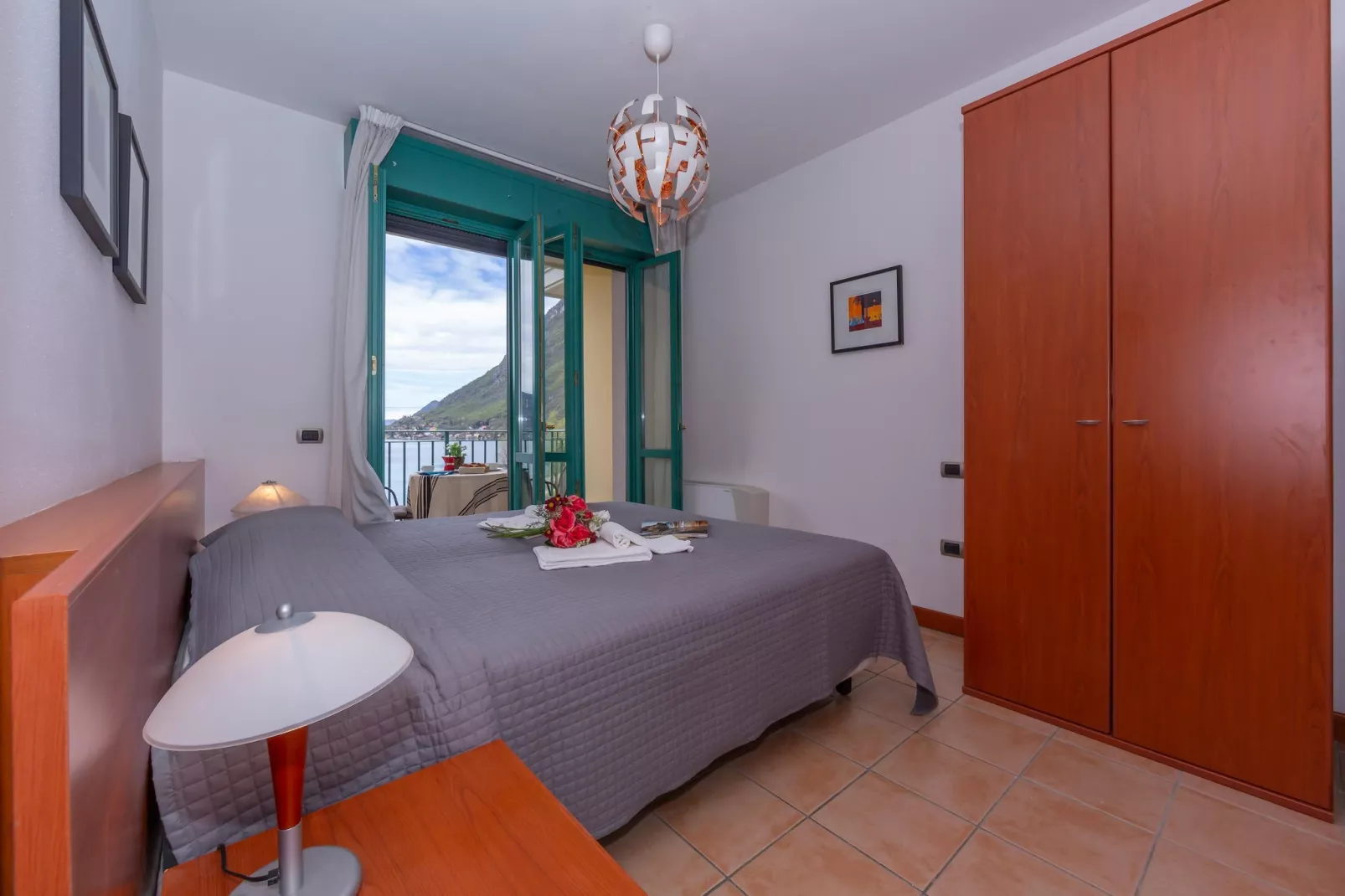 RESIDENCE PORTO LETIZIA - PALACE-2ROOM APT 6 PAX LAKE VIEW 8209 - P2LP6 - Bedroom