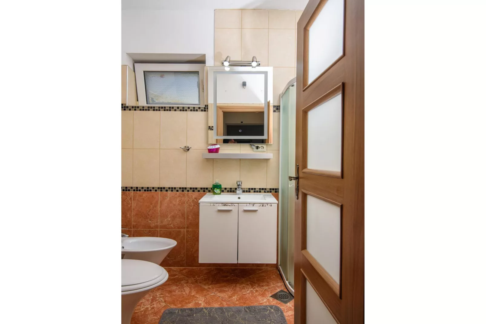Apartment M1-Bathroom