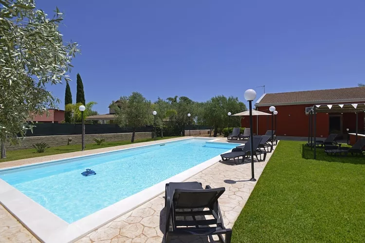 Holiday home Floridia-Villa Lucia mit Privatpool-Piscine