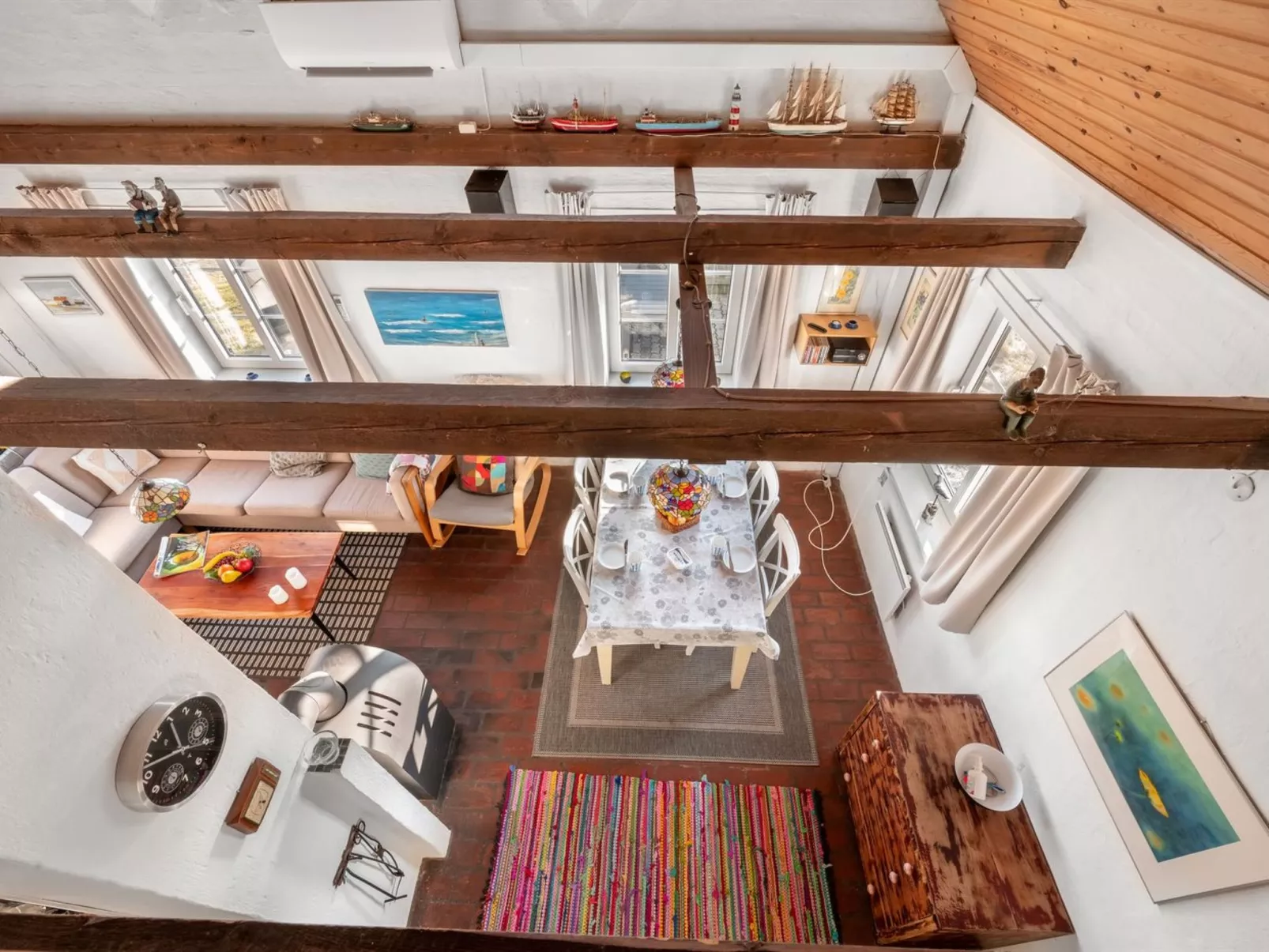 "Trugot" - 450m to the fjord-Inside