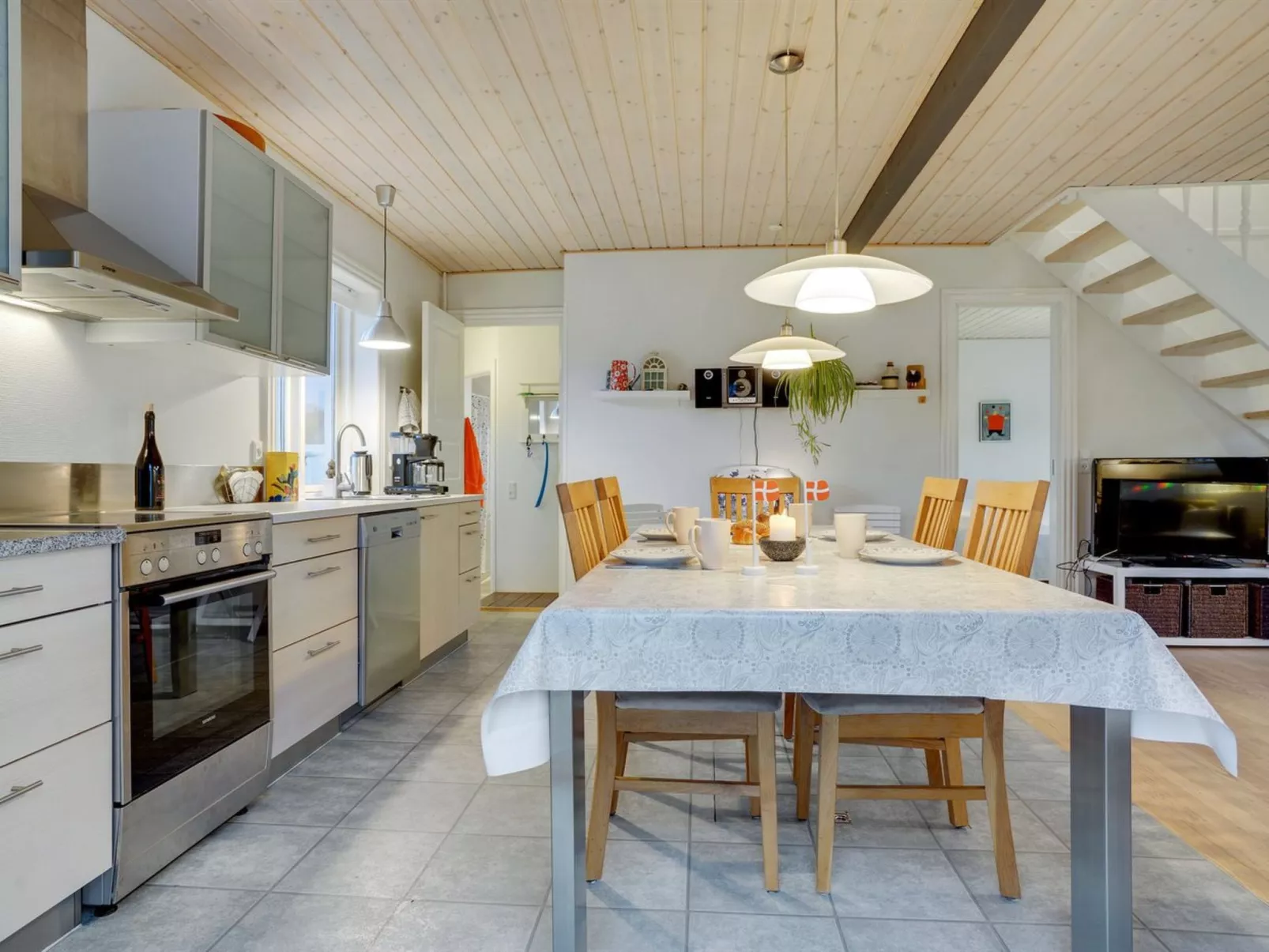 "Aagot" - 850m from the sea - Dedans