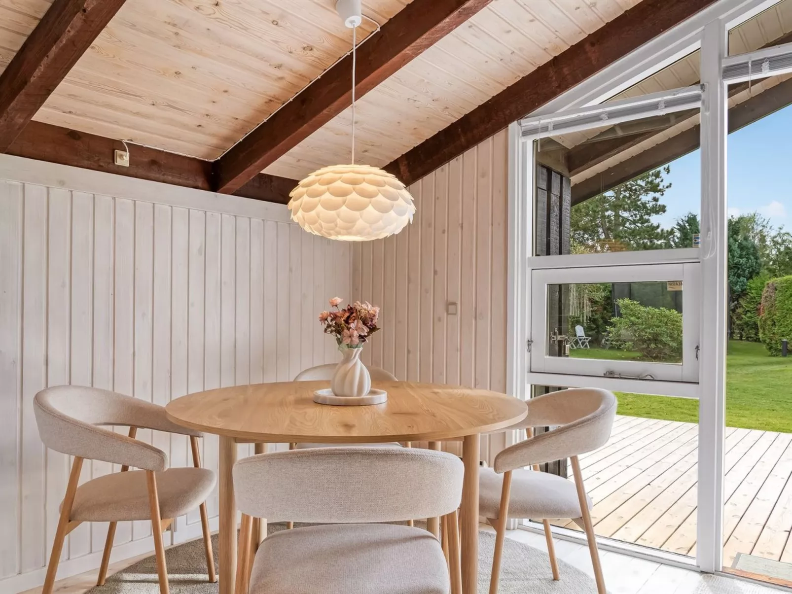 "Ingimar" - 2.2km from the sea-Drinnen