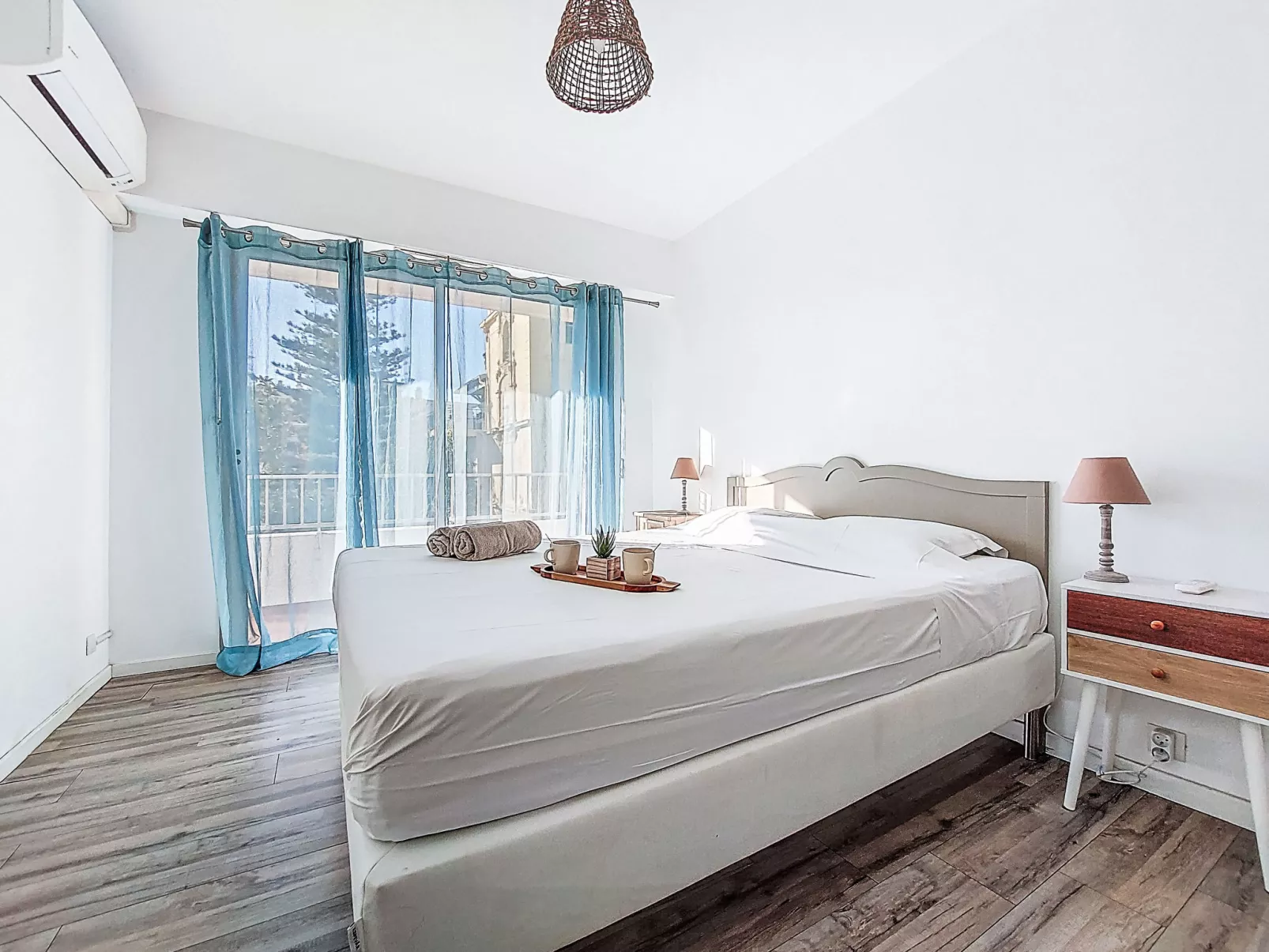 Le Clos tranquille-Drinnen