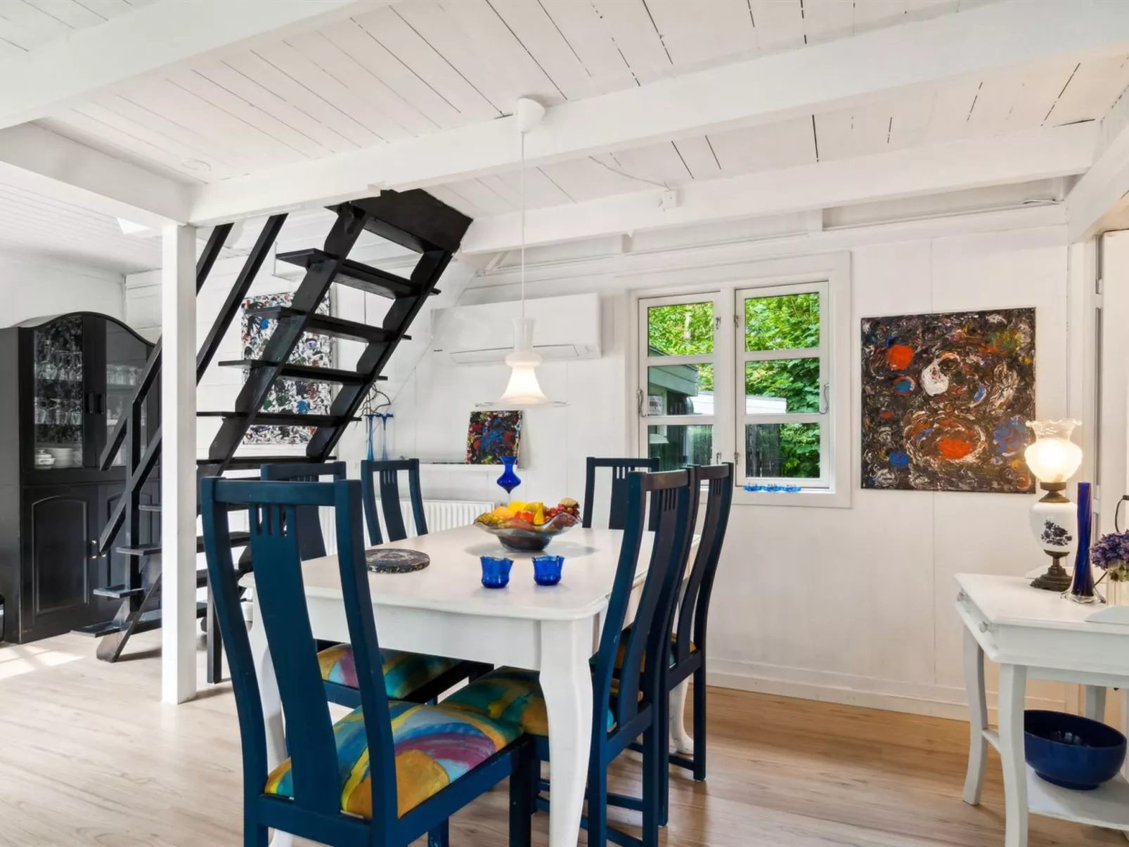 "Vesa" - 2.4km from the sea-Dedans