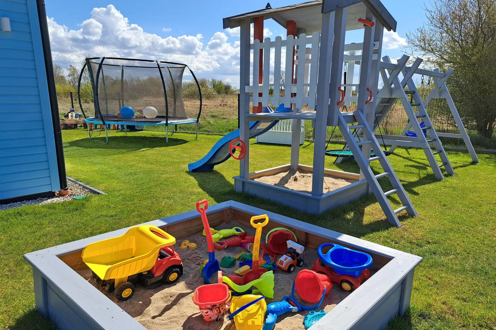 Błękitne zamorze dla 7 osób-Garten Sommer