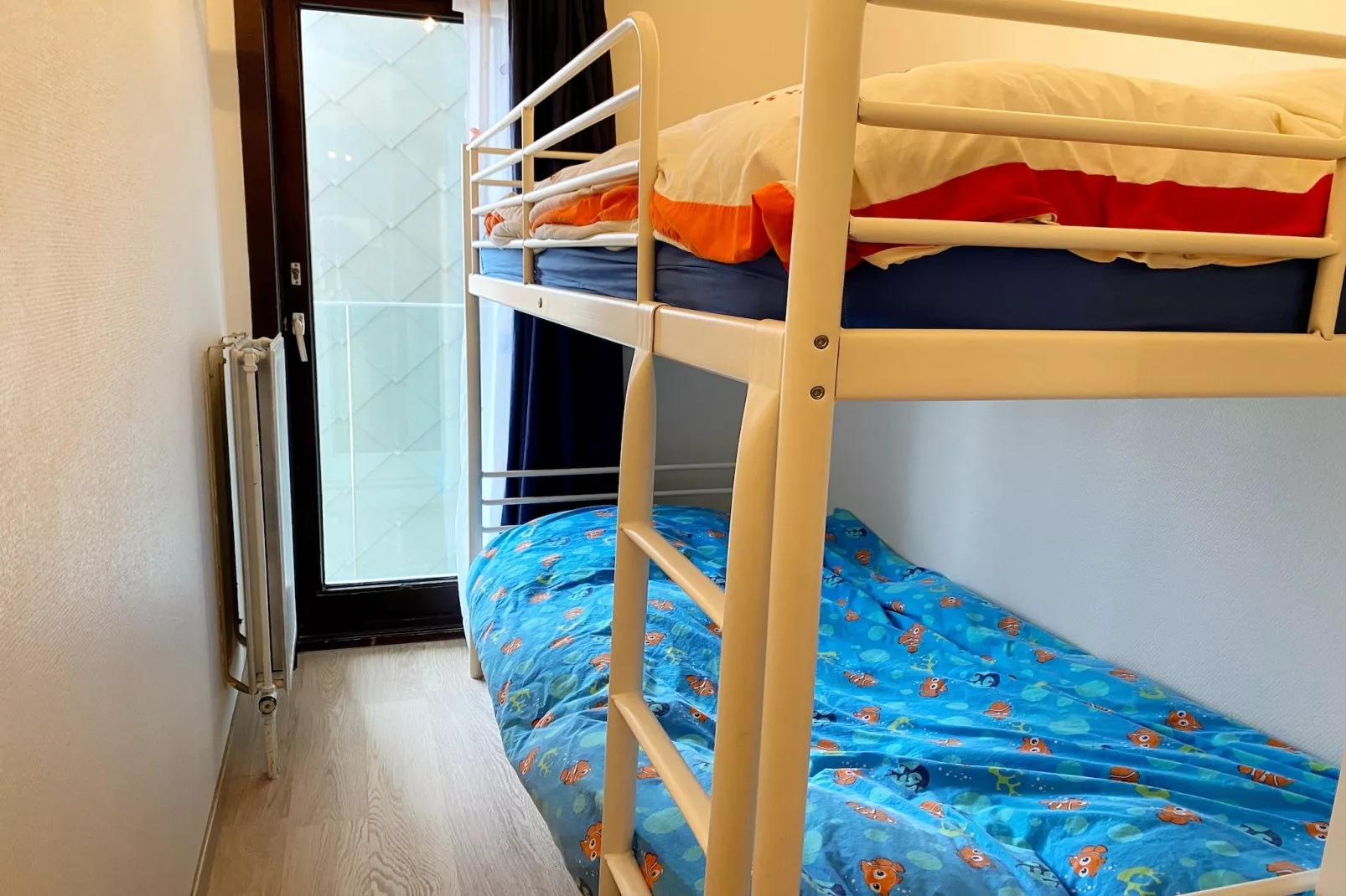 SUNFLOWER 0705GAR-Bedroom