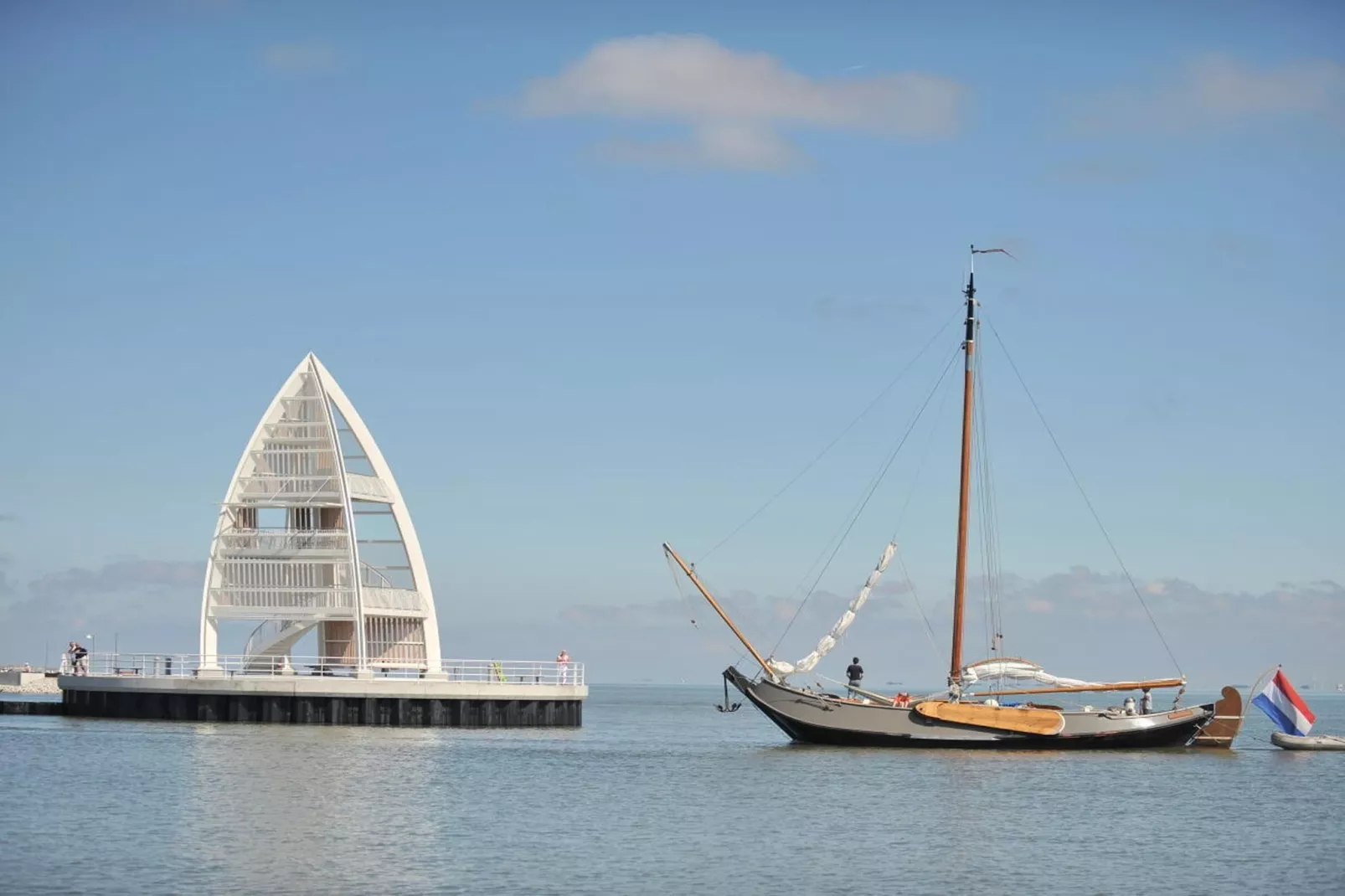 382021-Areas within 5km in summer