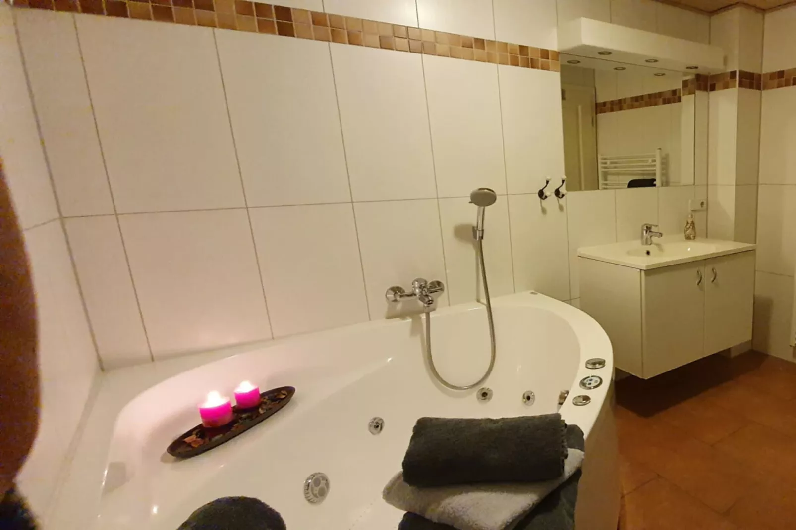 47462-Bathroom