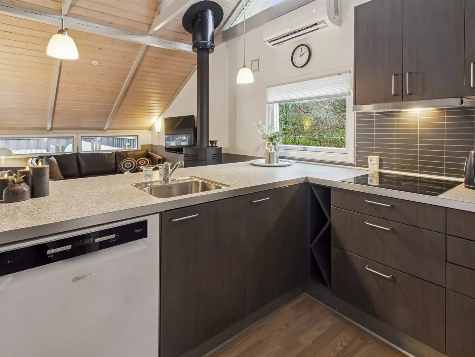 "Nedelko" - 30km from the sea-Inside