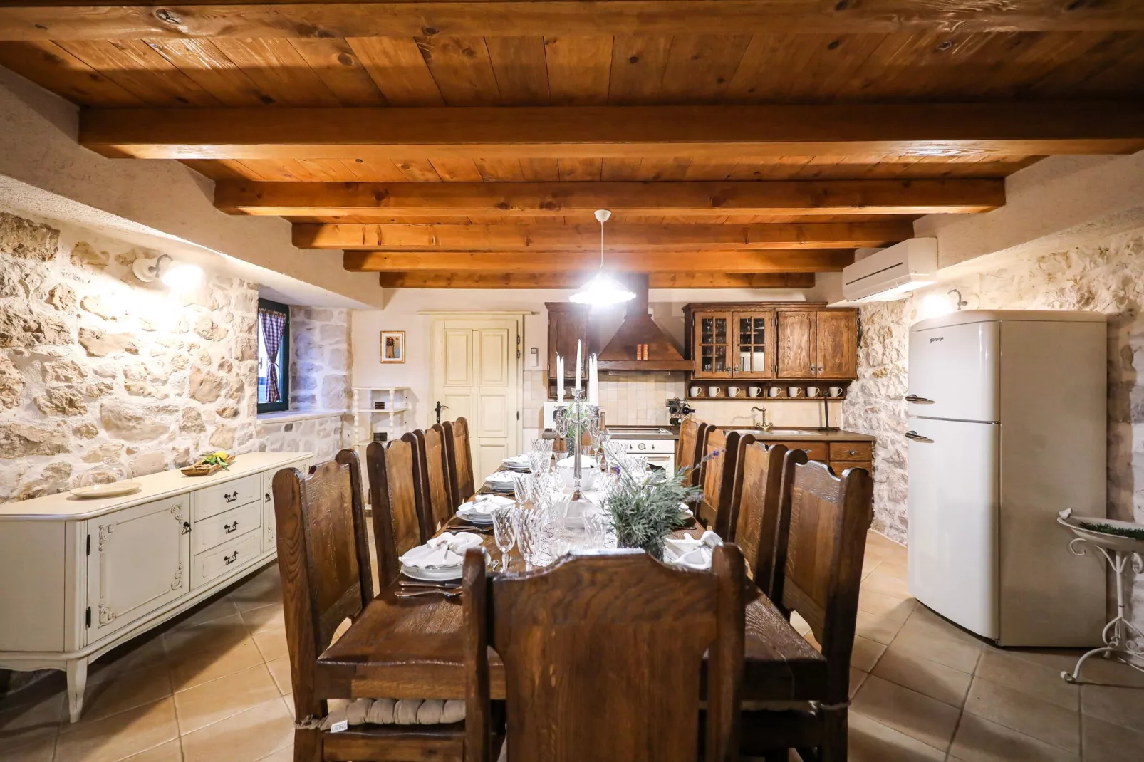 Villa Jerolim-Dining room