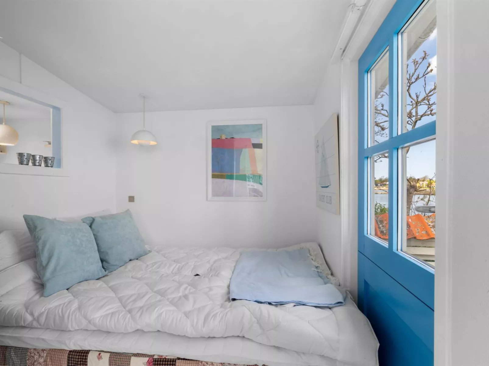 "Jorek" - 10m to the fjord - Drinnen