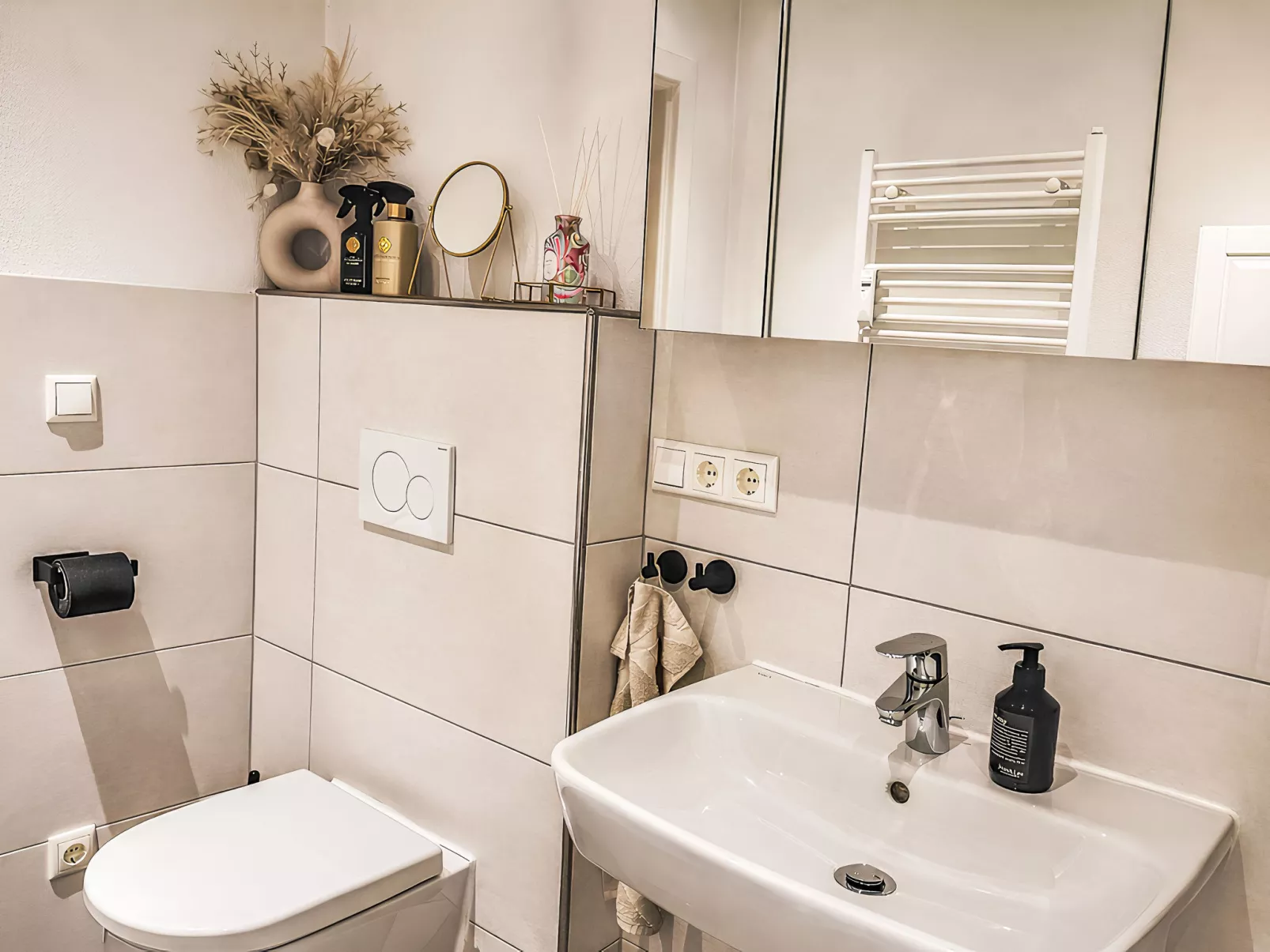 Am Obersalzberg-Inside