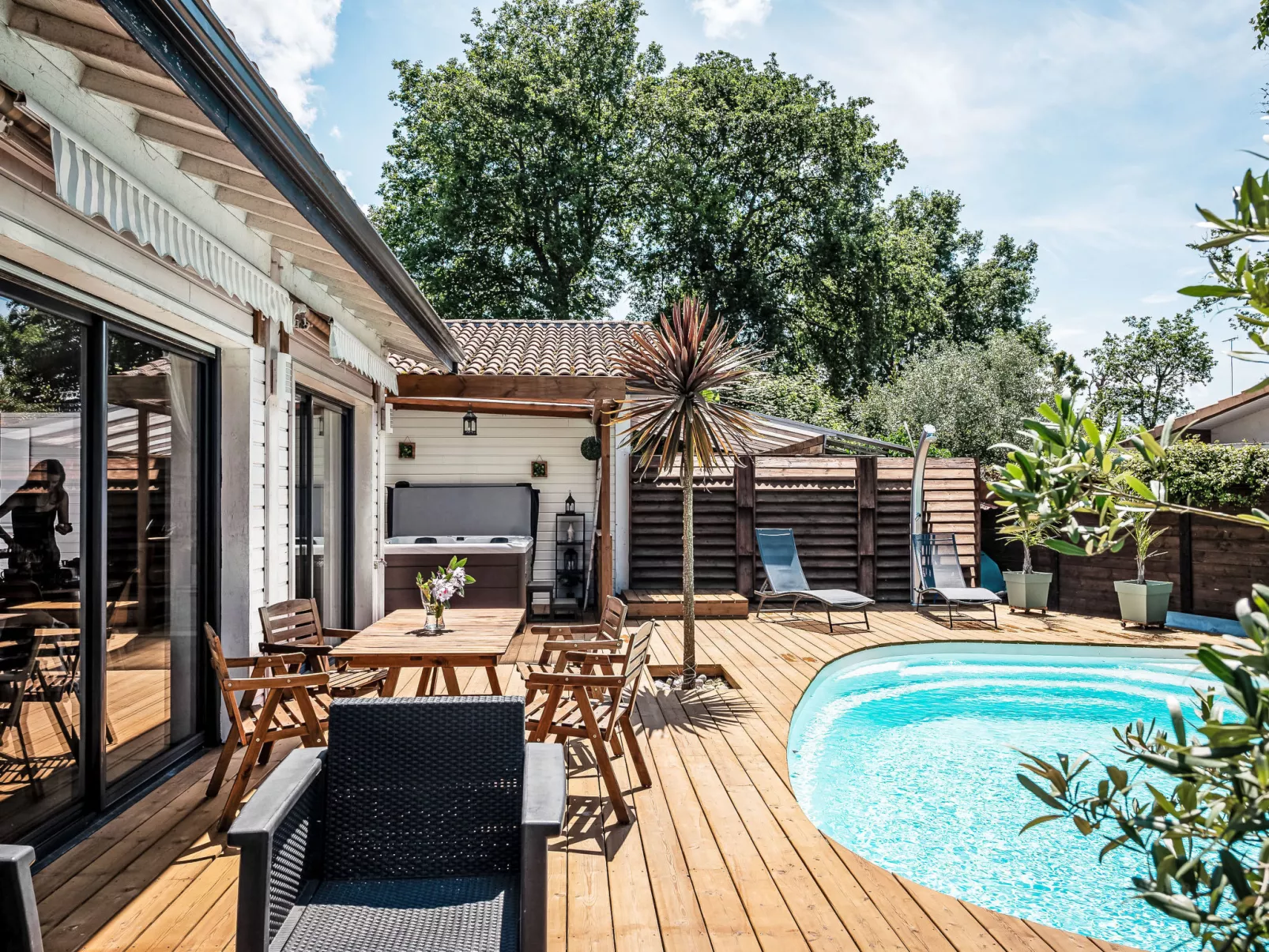 Villa Eden Bleu - Haus in Südlage mit beheiztem Pool und privatem Whirlpool - Outside