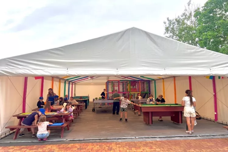 Domki 4-osobowe dla 2 osób-Parkeinrichtungen