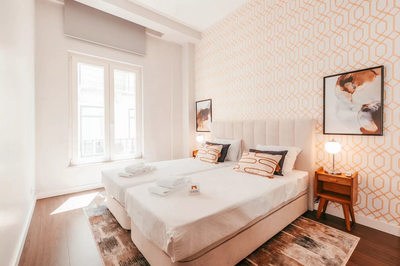 Elegant & Sophisticated Campo Ourique by GT House-Schlafzimmer