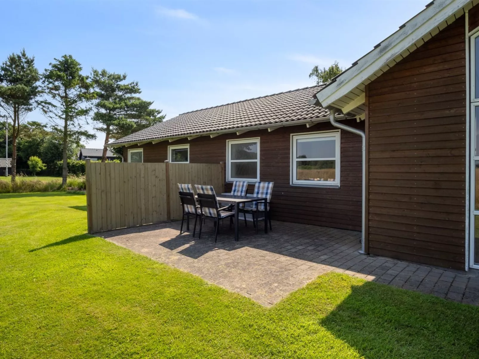 "Neno" - 100m from the sea-Draußen