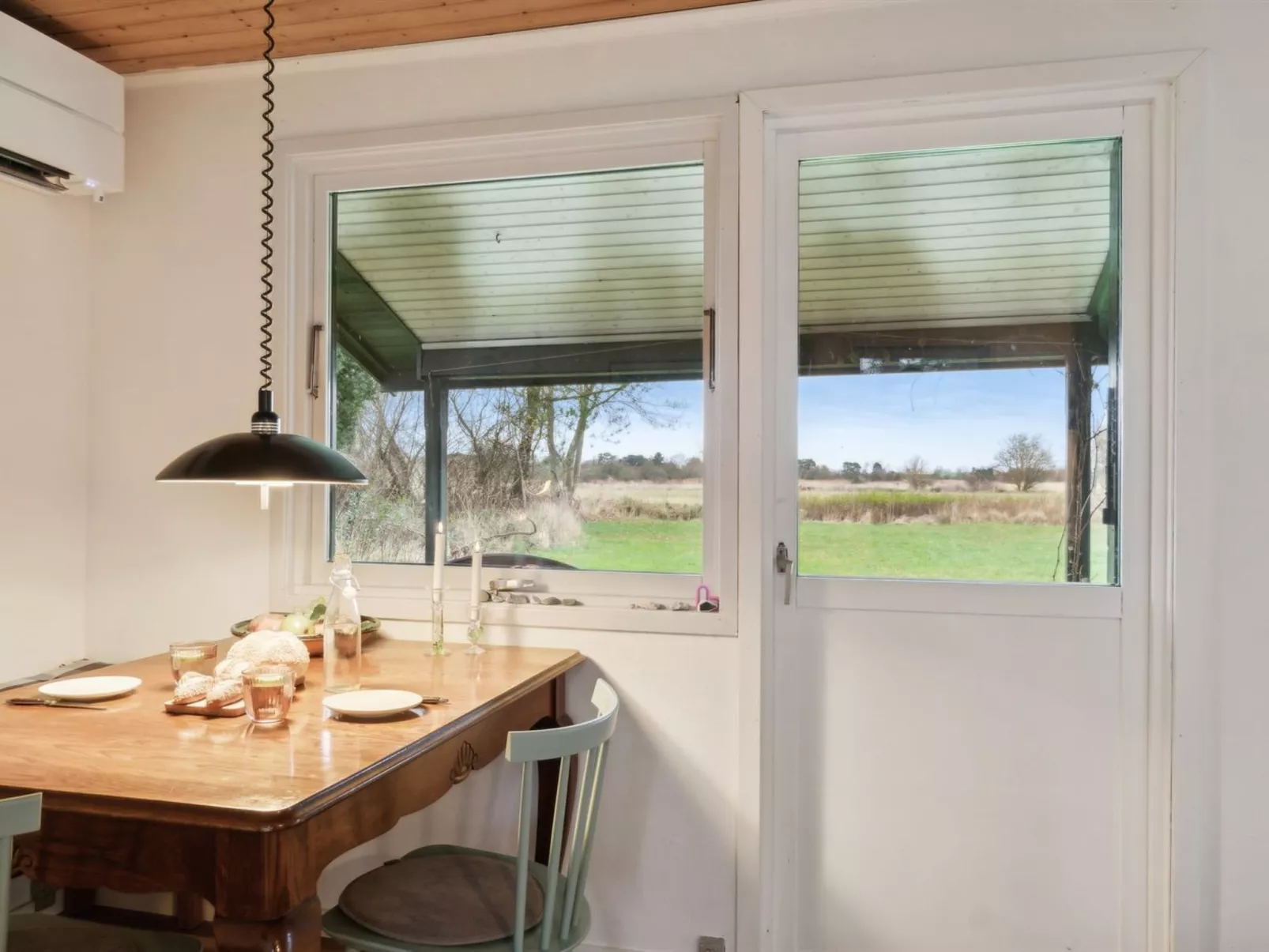 "Ela" - 1.1km from the sea-Dedans