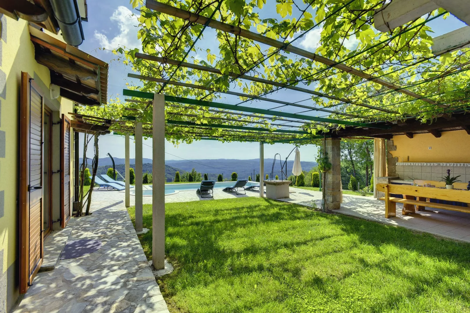 Villa Bella-Jardins en été