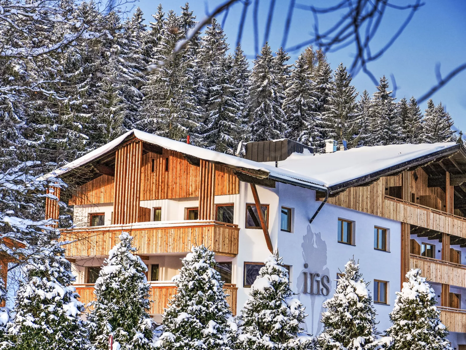 Aparthotel Iris-Dehors