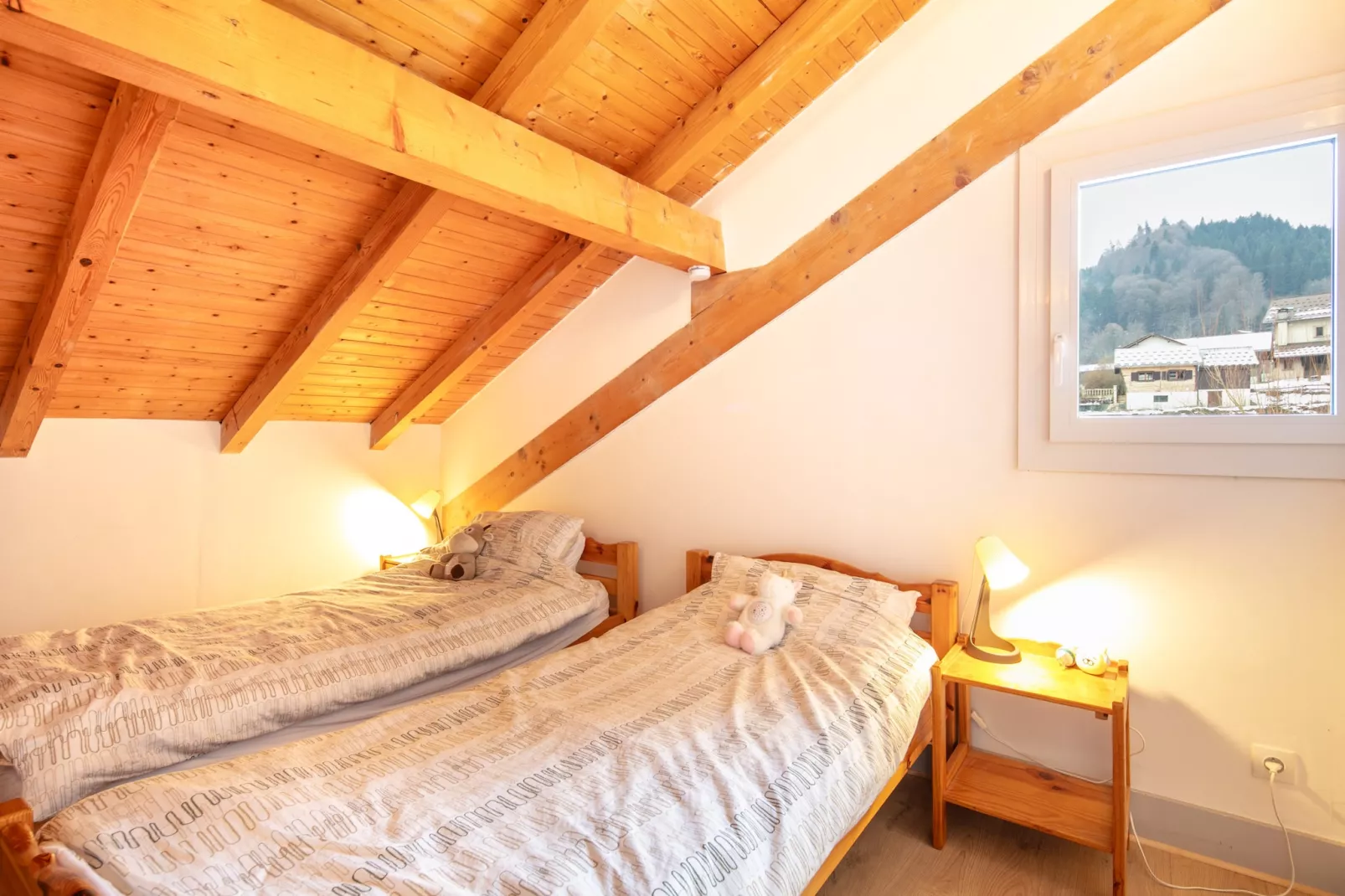 Chalet Les Marmottes - 5P8-Bedroom