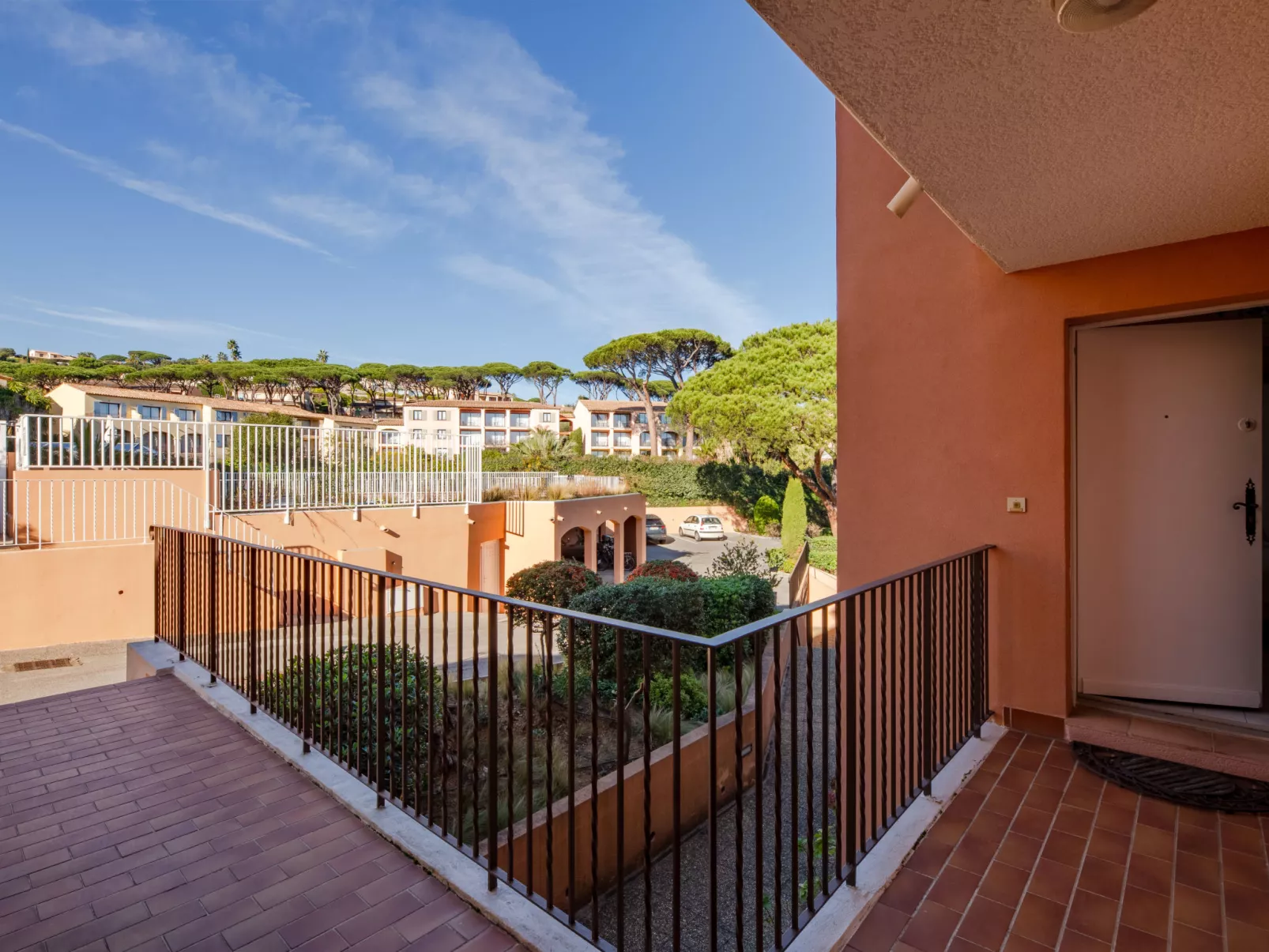 Le Thalassa-Draußen