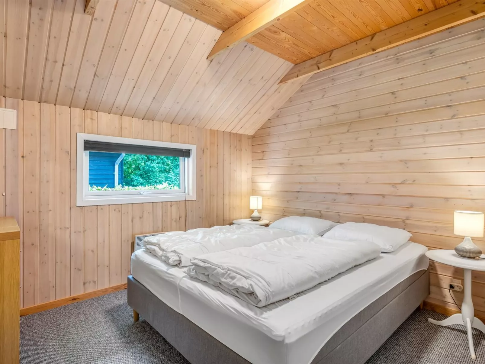 "Iorund" - 10km from the sea-Dedans