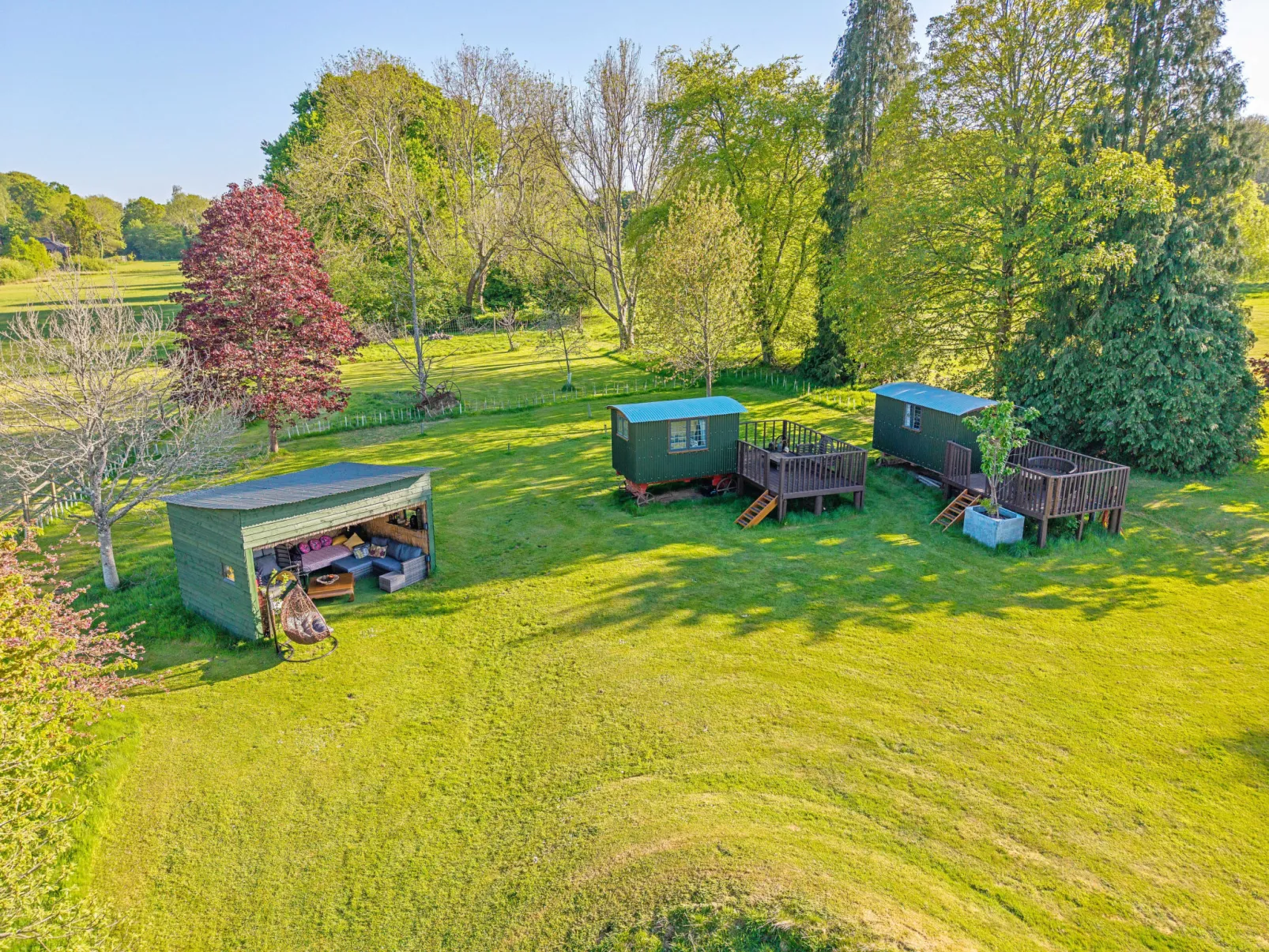 Shepherd's Hut at Hilltop Farm - Outside