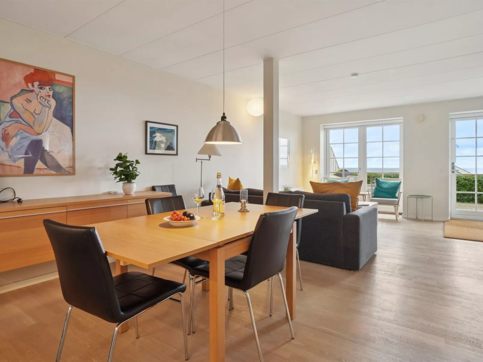 "Rafn" - 400m from the sea - Drinnen