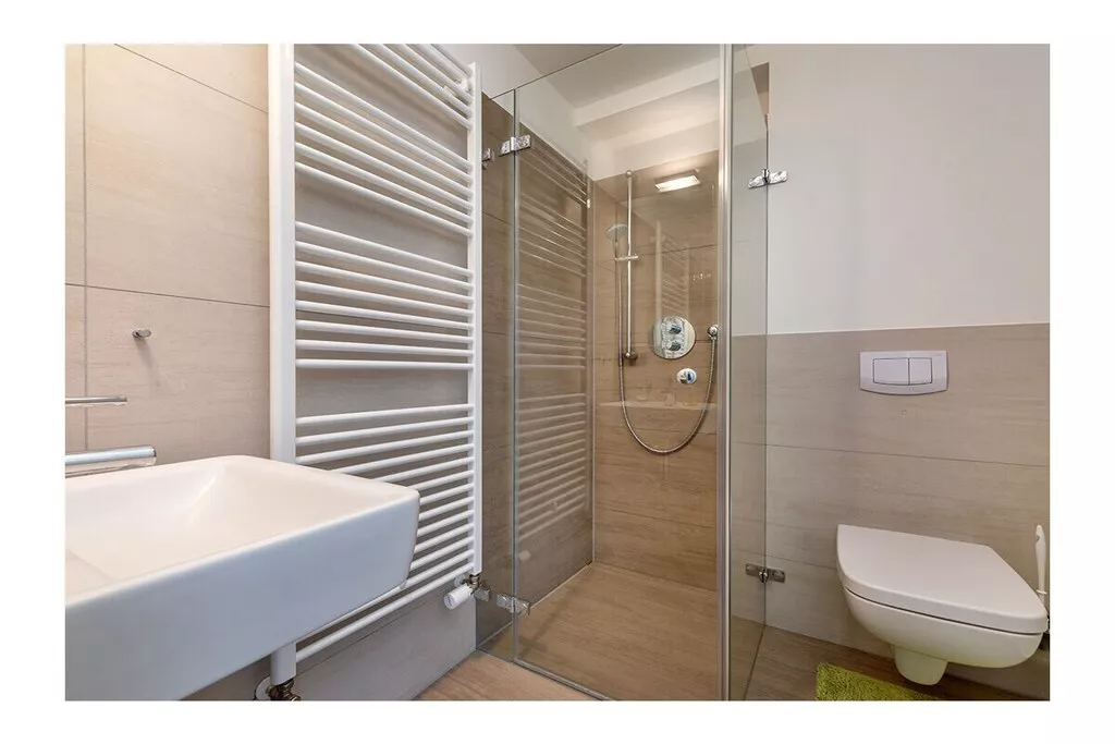 573043-Nicht zugeordnet