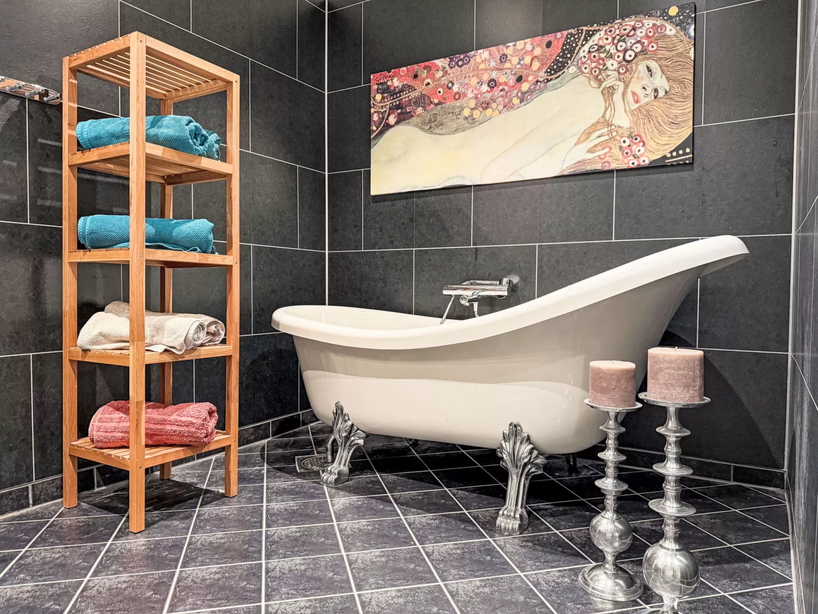 Høyanger Panorama - Inside