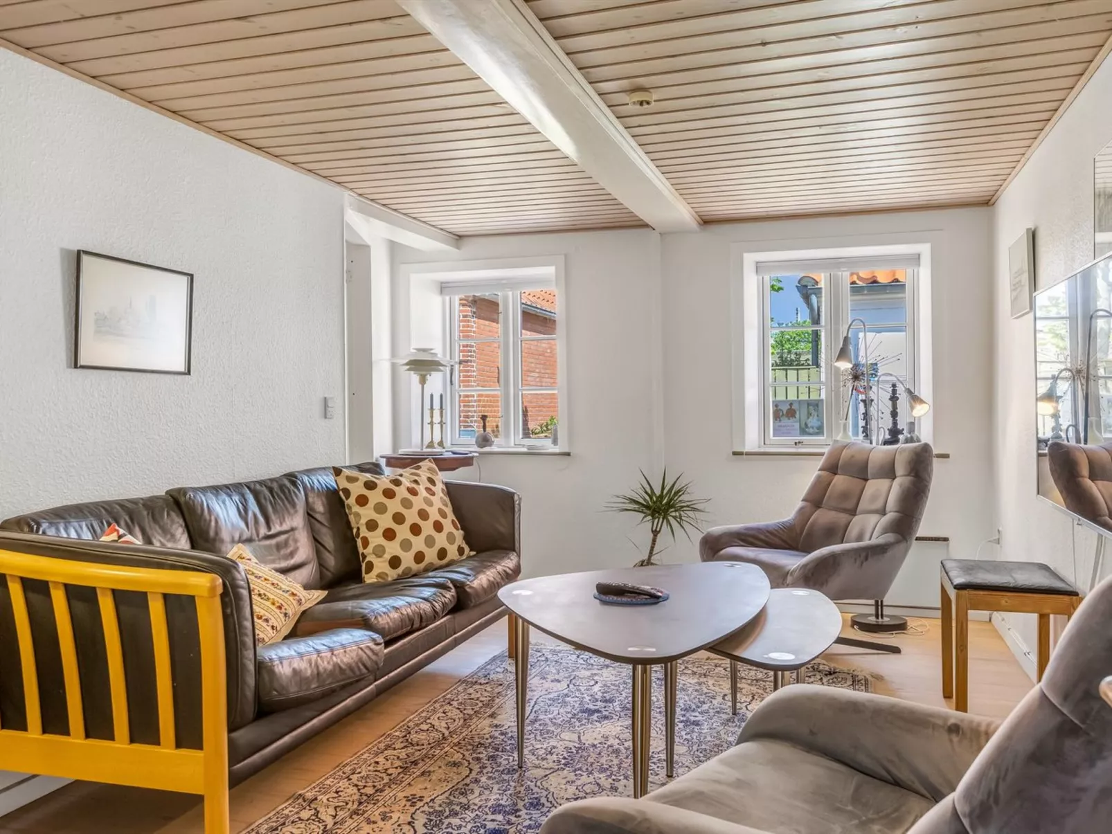 "Spase" - 23km from the sea - Drinnen