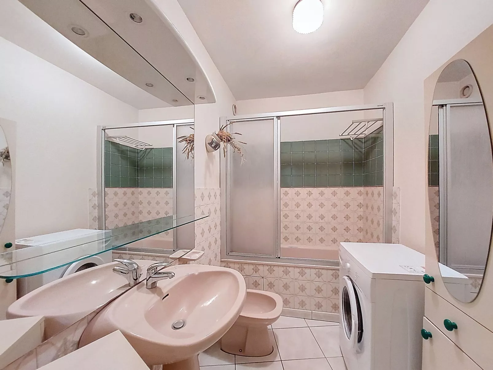 La Frégate - Inside