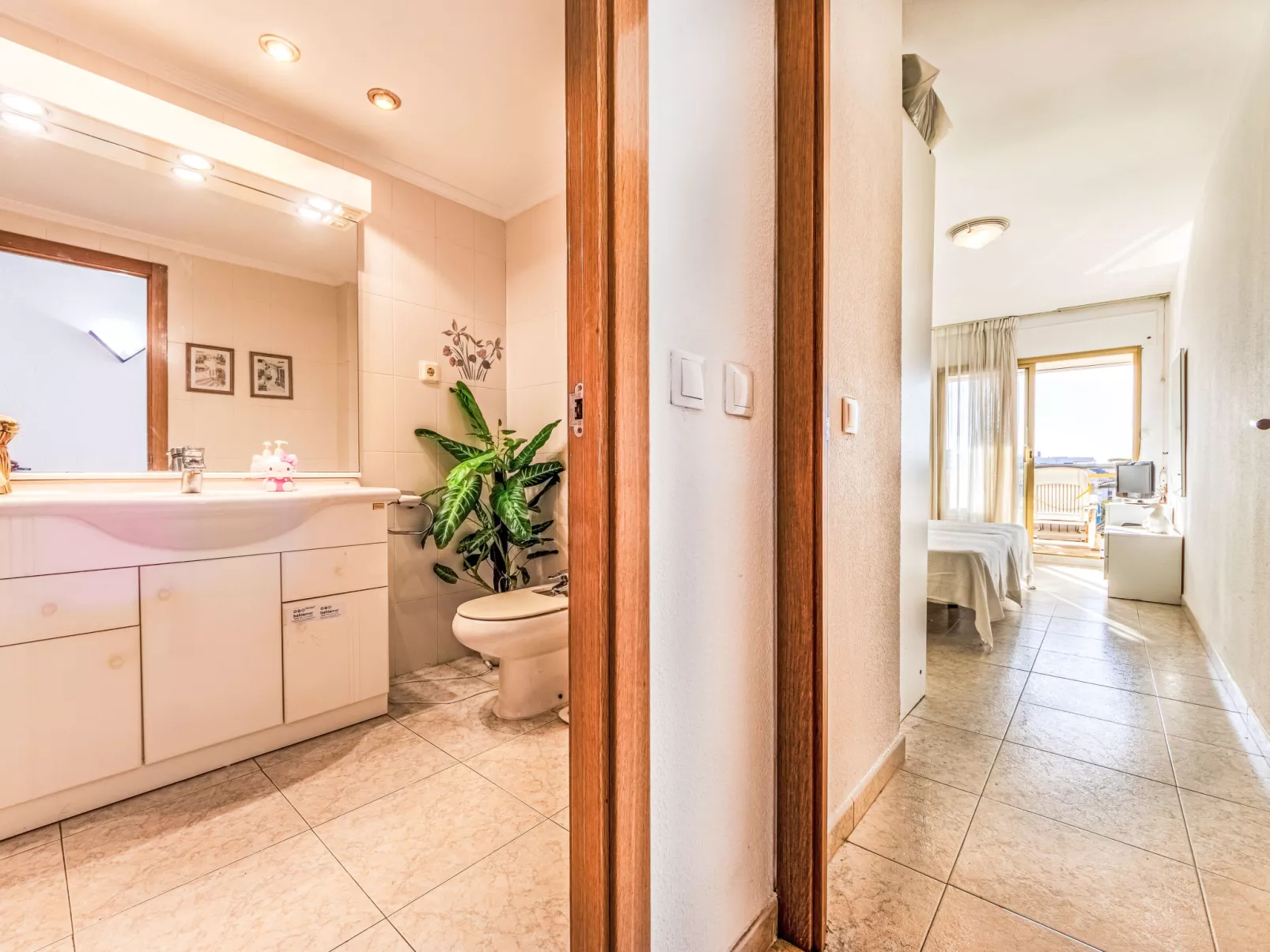 Bahia Dorada - Drinnen