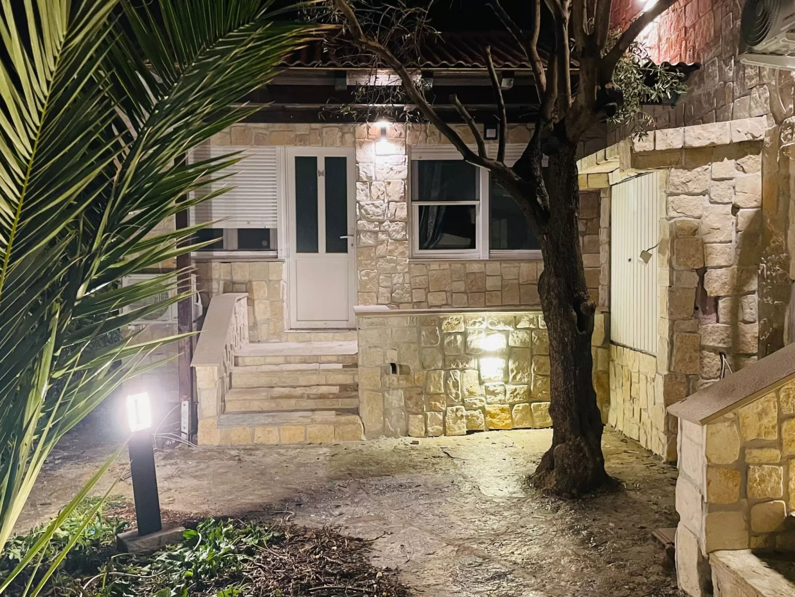 Stonehouse-pag - Image-tags.info