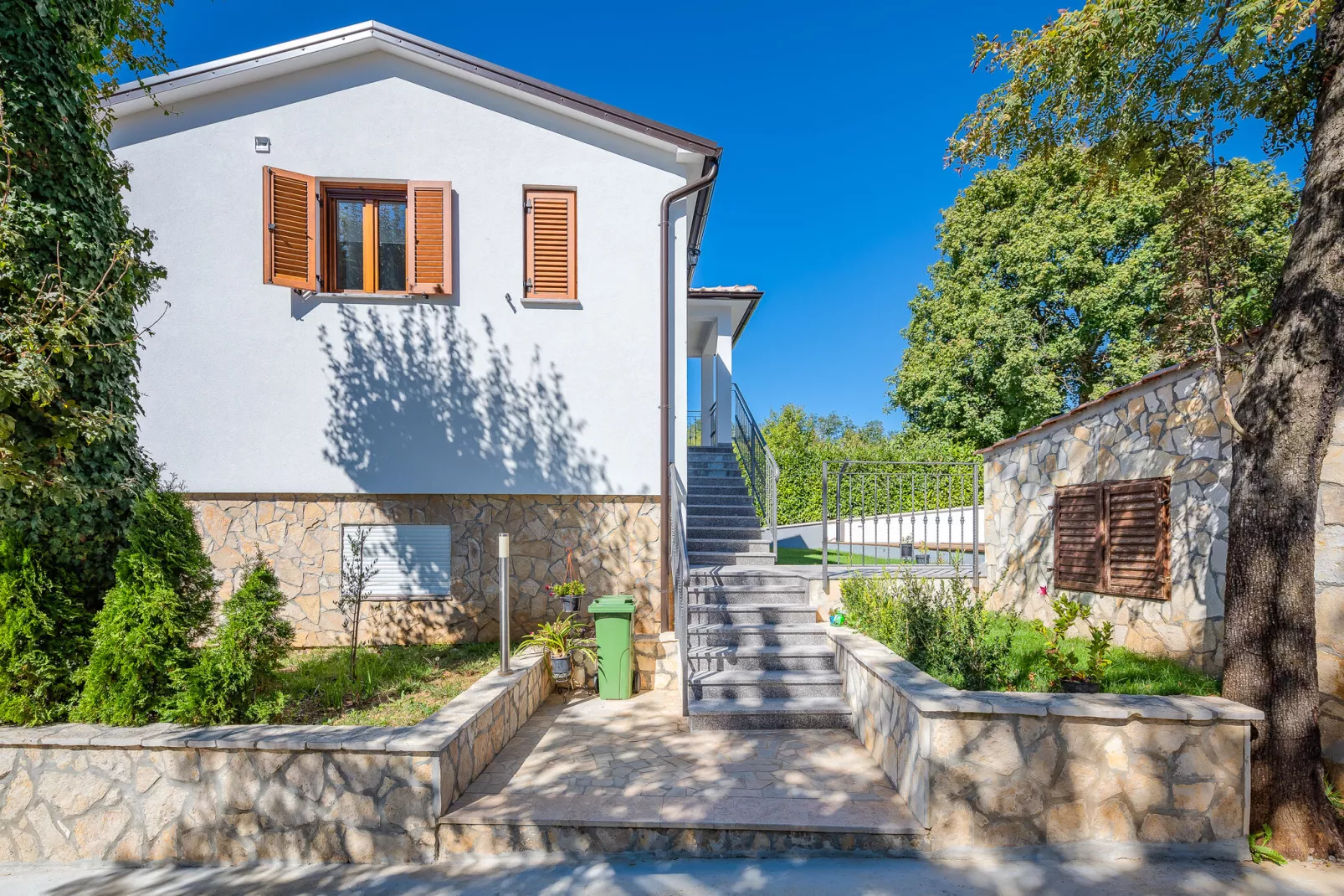 Casa Smoky-Exterior summer