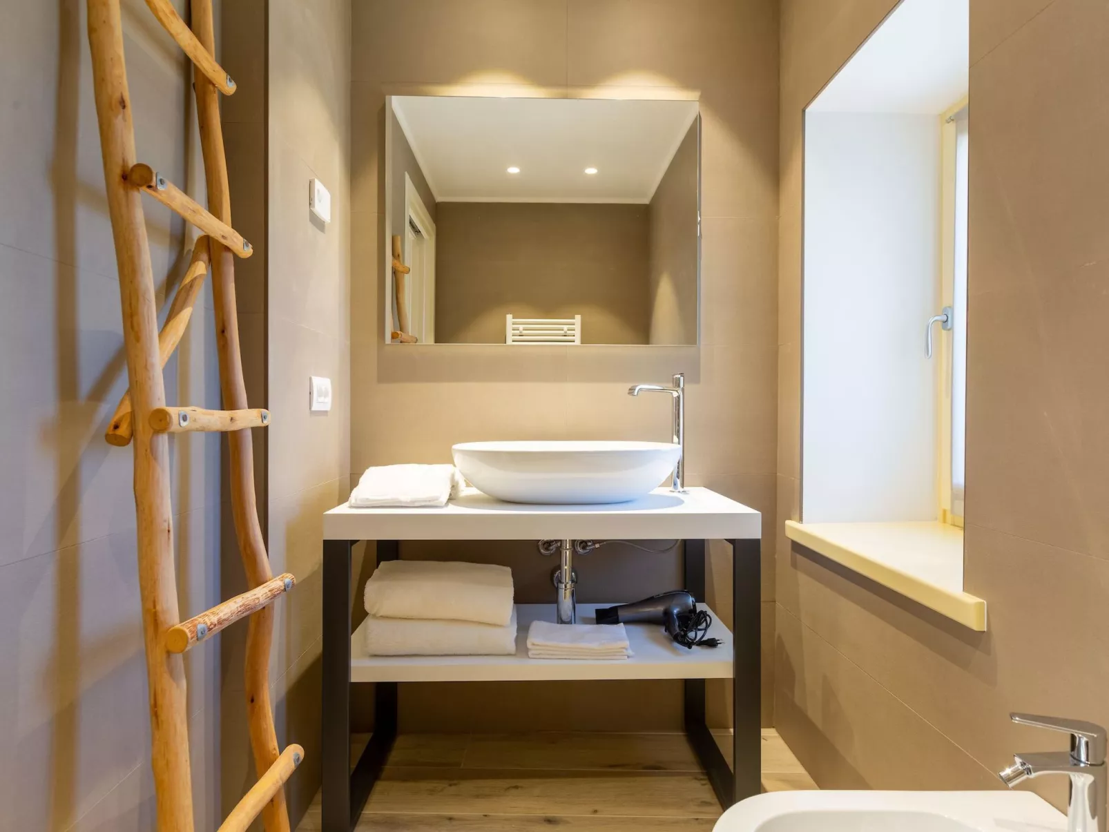 Wohnung in Voltino mit Privatparkplatz - Image-tags.info