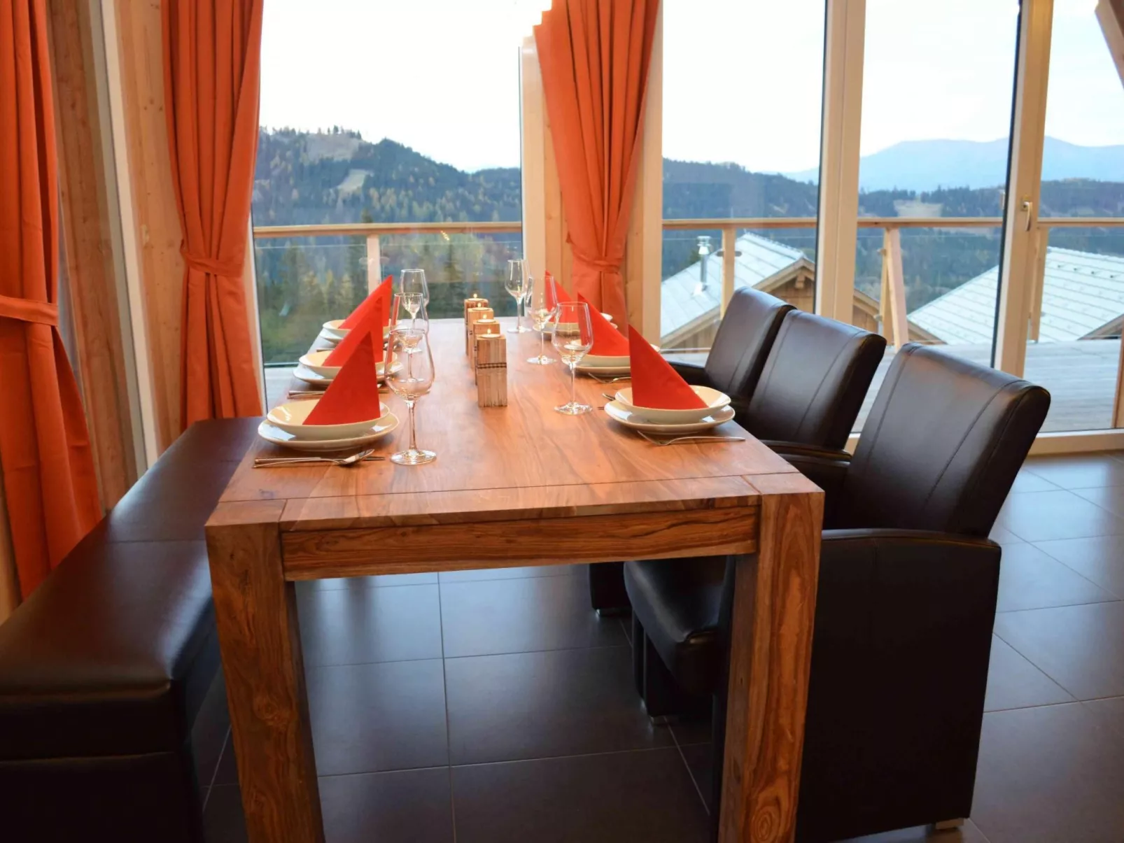 Tolles Ferienhaus mit Sauna und Whirlpool - Image-tags.info