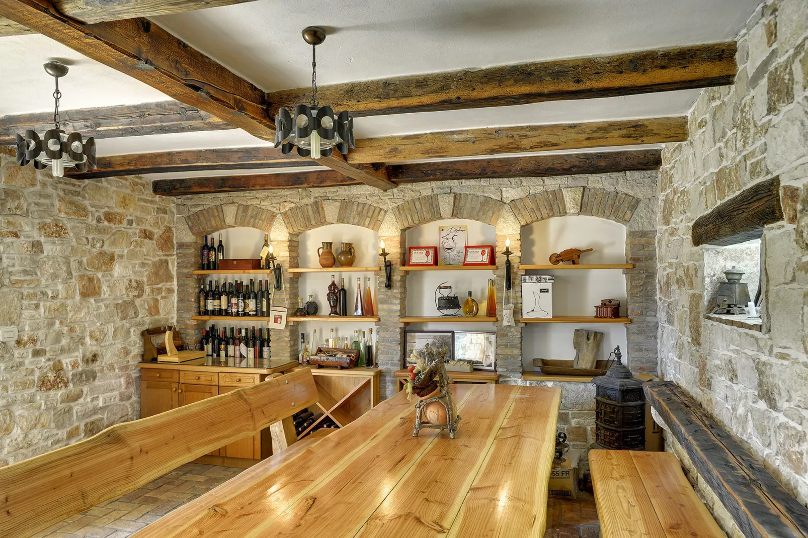 Villa Altura-Dining room