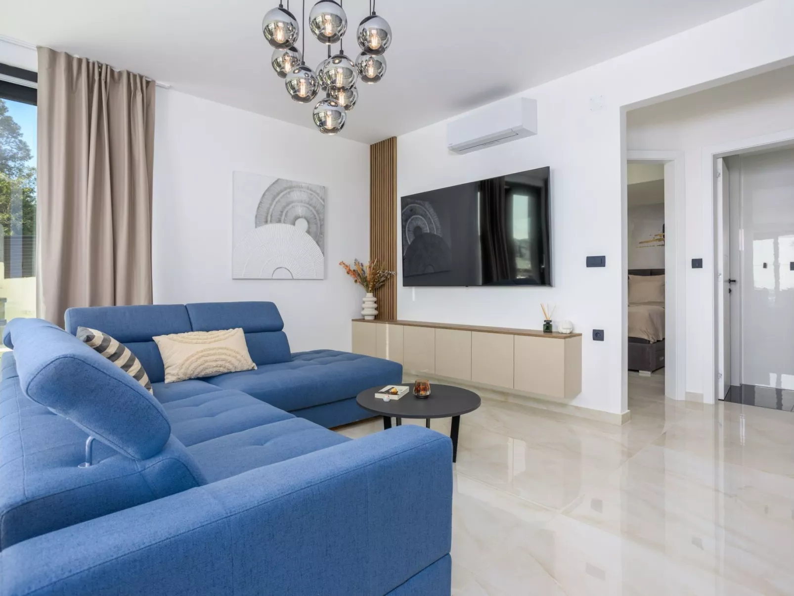 Luxusvilla mit beheiztem Pool in Strandnähe - Image-tags.info